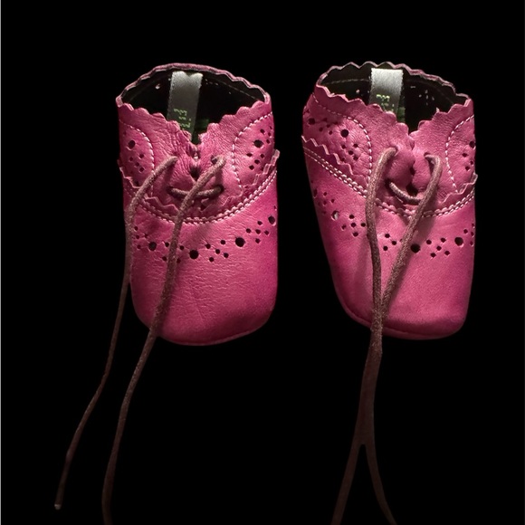 filament paris Other - Vintage all leather Fuchsia Baby Walker Shoes
